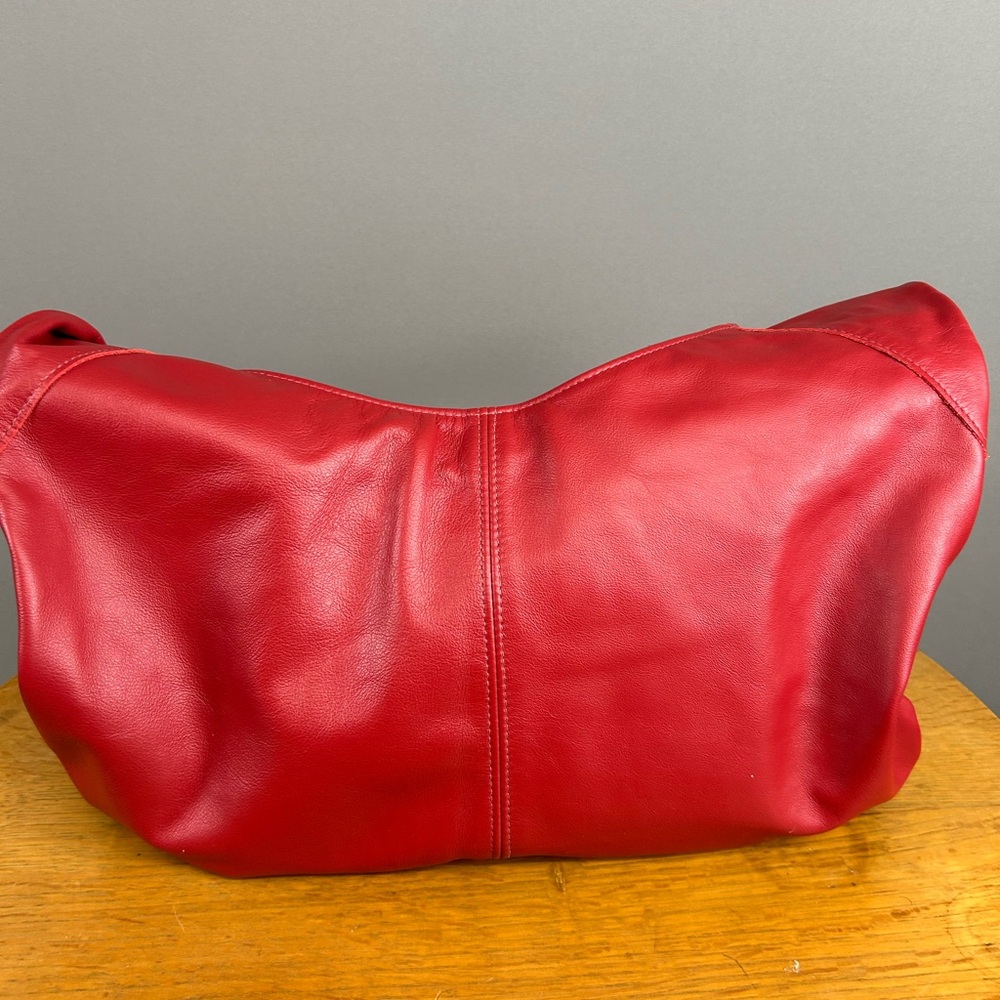 TABITHA & CO travel tab crossbody Bag - Picture 2 of 6